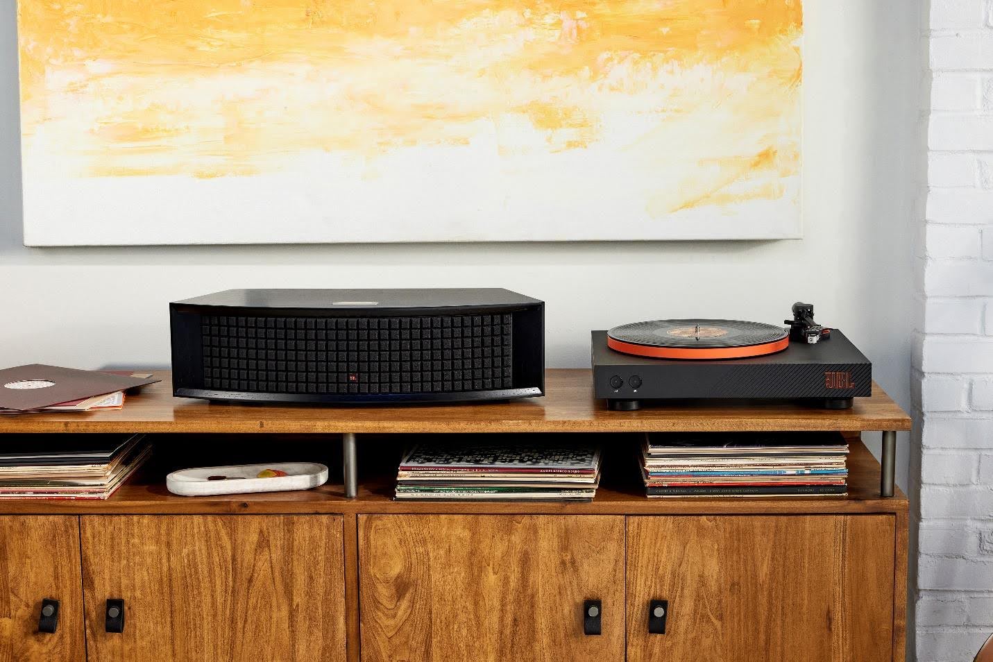 JBL Spinner BT Arrives in Malaysia: Setting New Standards in Vinyl Record Sound