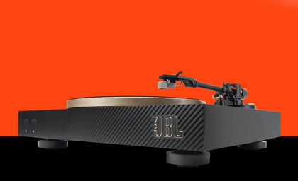  JBL Spinner BT Turntable